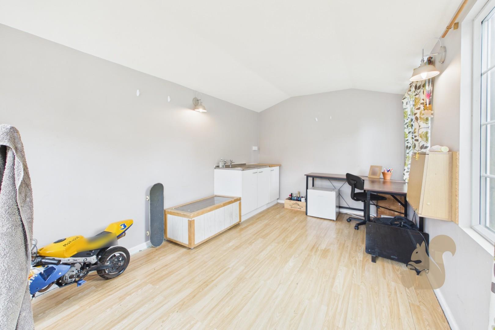 Summer Room